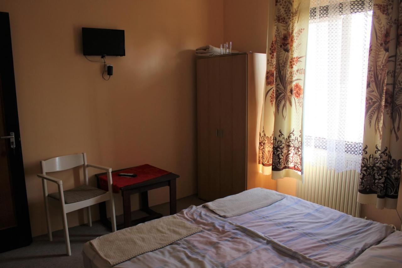 Patkos Motel Tiszafüred Εξωτερικό φωτογραφία